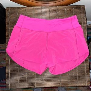 Lululemon Speed Up Mid-rise 4” Shorts, size 6, sonic pink